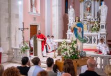 Misom uočnicom i cjelonoćnim klanjanjem završena duhovna priprava za Veliku Gospu
