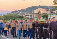 Procesija u čast sv. Franje povodom 800. obljetnice njegova preminuća